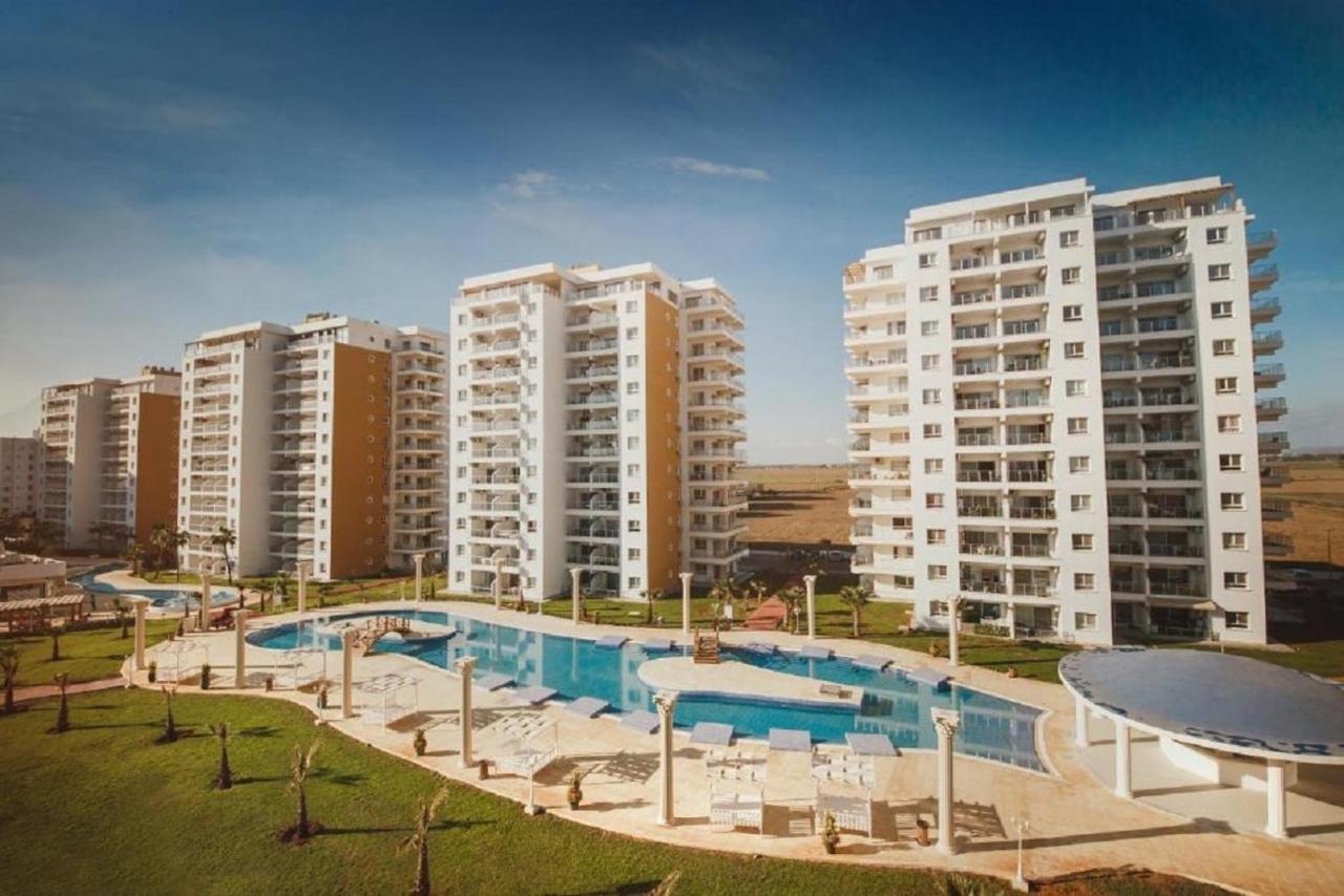 Spartacus Pool Apartments In Caesar Resort & Spa Trikomo Екстериор снимка